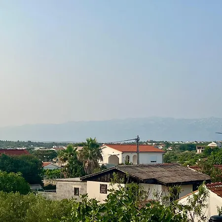 Mandarina דירה *